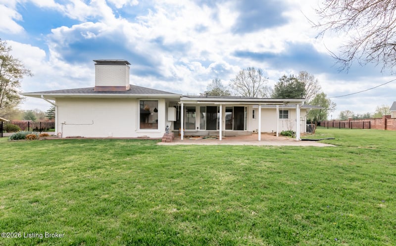 4315 Foeburn Ln, Louisville, KY 40207