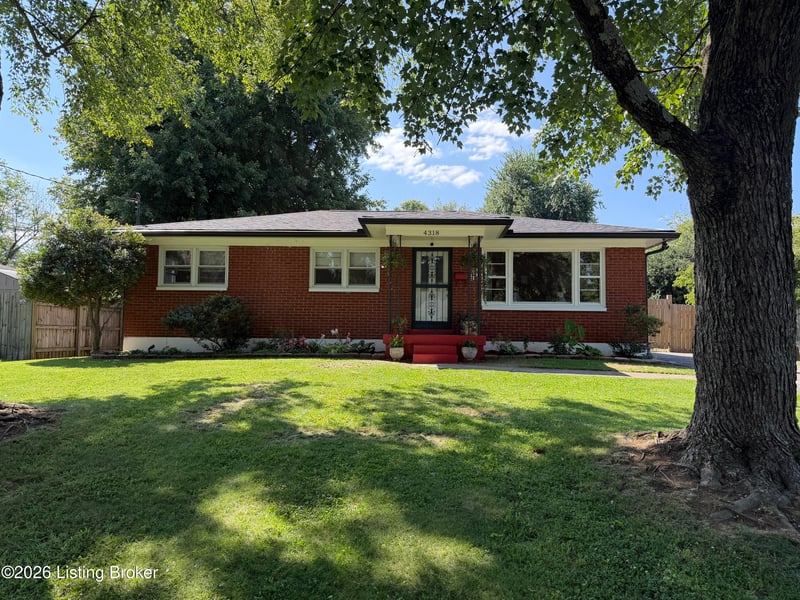 4318 Bayberry Dr, Louisville, KY 40216