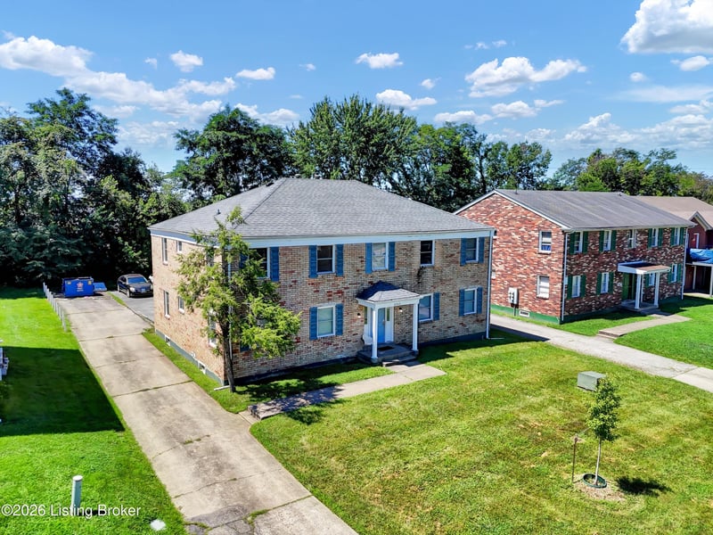 4342 Newport Rd, Louisville, KY 40218