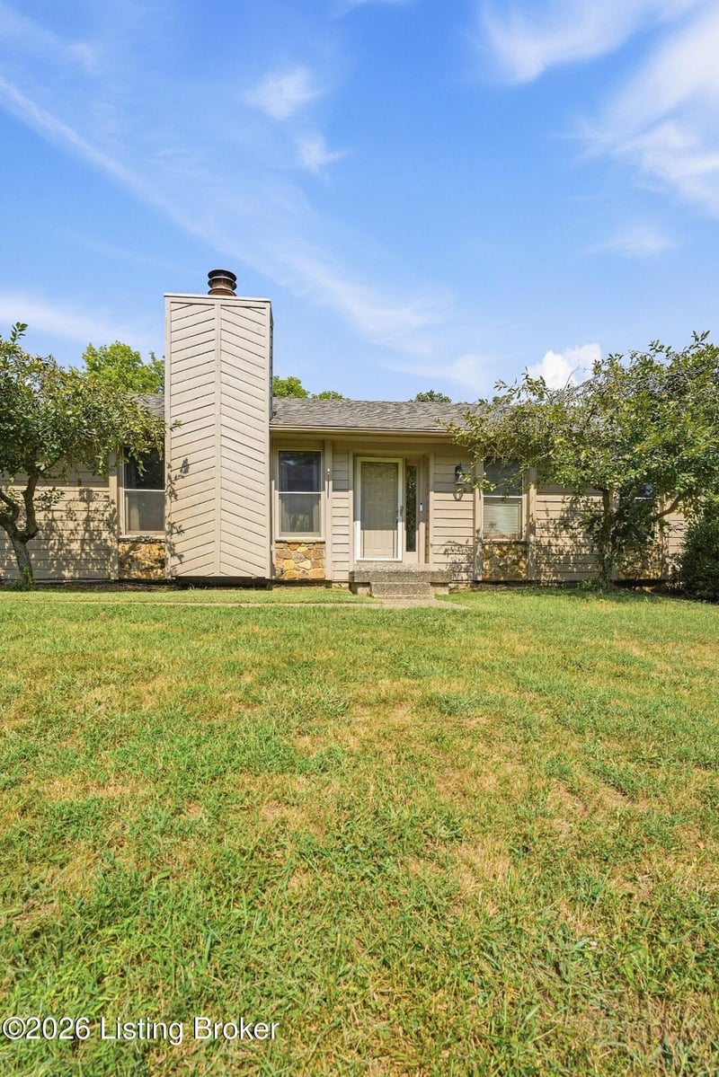 4347 Accomack Dr, Louisville, KY 40241