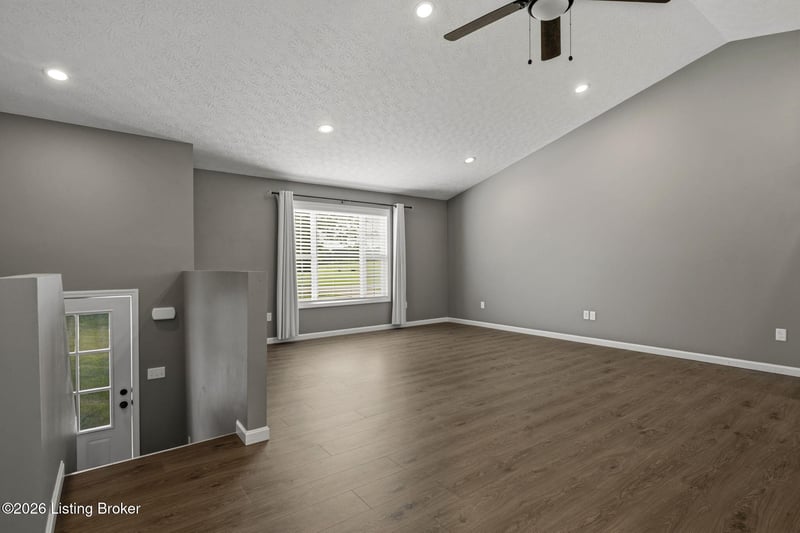 435 Cecilia Smiths Mill Rd, Cecilia, KY 42724