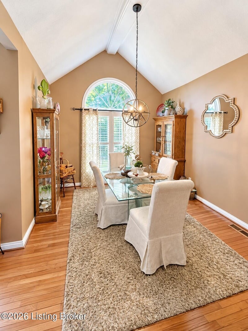 437 Seneca Rd, Shelbyville, KY 40065