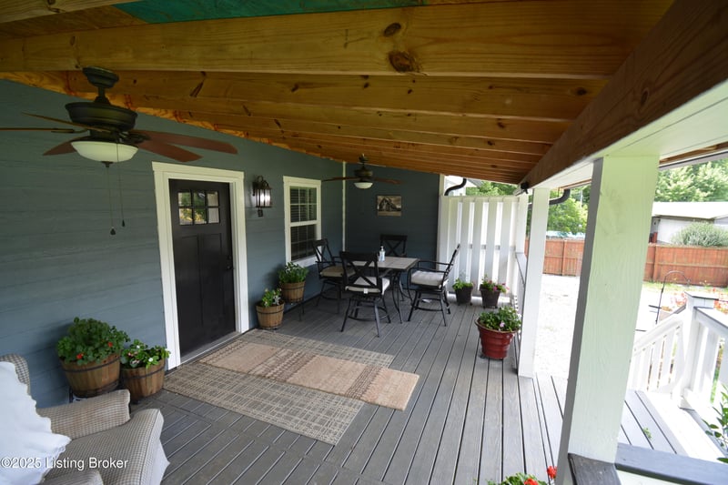 440 Hickory Hill Rd, La Grange, KY 40031