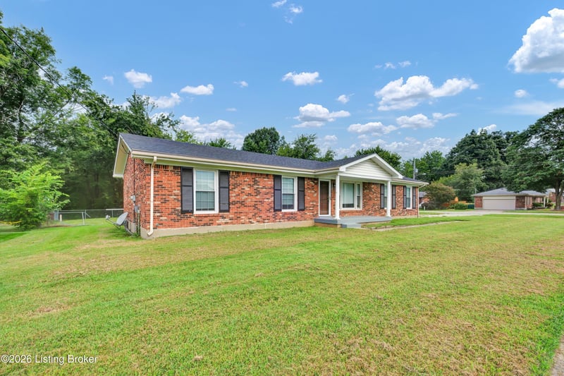 4400 Sunflower Ave, Louisville, KY 40216