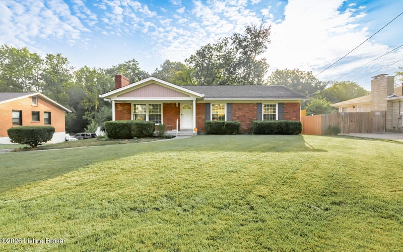 4403 Southridge Dr, Louisville, KY 40272