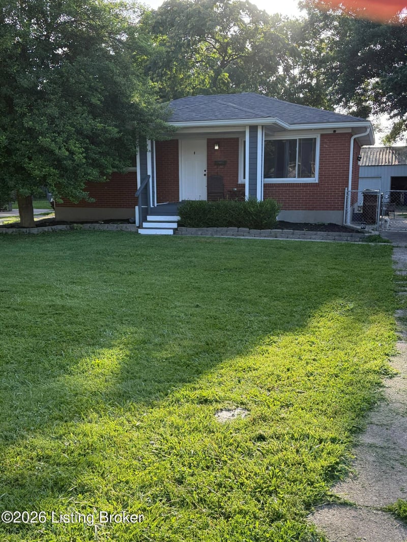 4404 Charlotte Ann Dr, Louisville, KY 40216