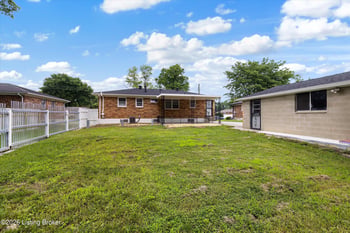 4405 Tara Ave, Louisville, KY 40216