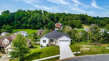 4406 Stone Wynde Dr, Louisville, KY 40272