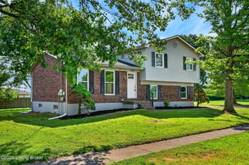 4407 Chenwood Ln, Louisville, KY 40299