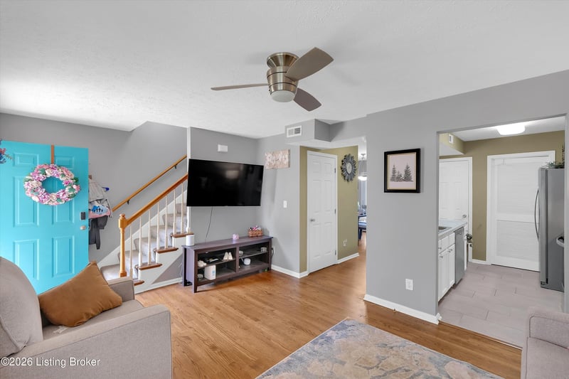 4413 Baygarden Ct, Louisville, KY 40245