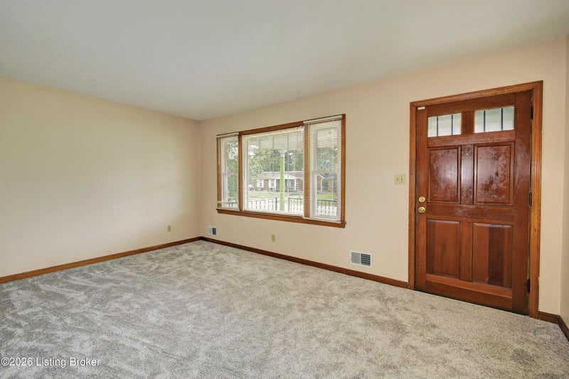 4415 Sunflower Ave, Louisville, KY 40216