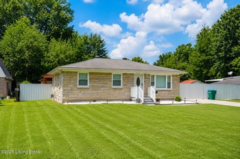 4426 Lynnview Dr, Louisville, KY 40216