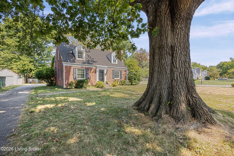 4428 Blenheim Rd, Louisville, KY 40207