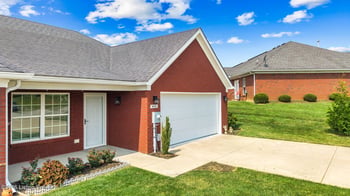 443 Woodlake Dr, Mt Washington, KY 40047