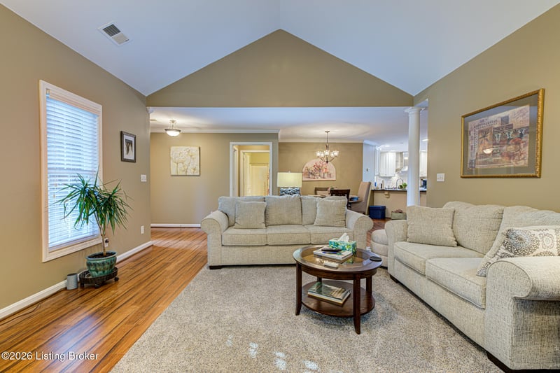 4434 Monarchos Dr, Louisville, KY 40220