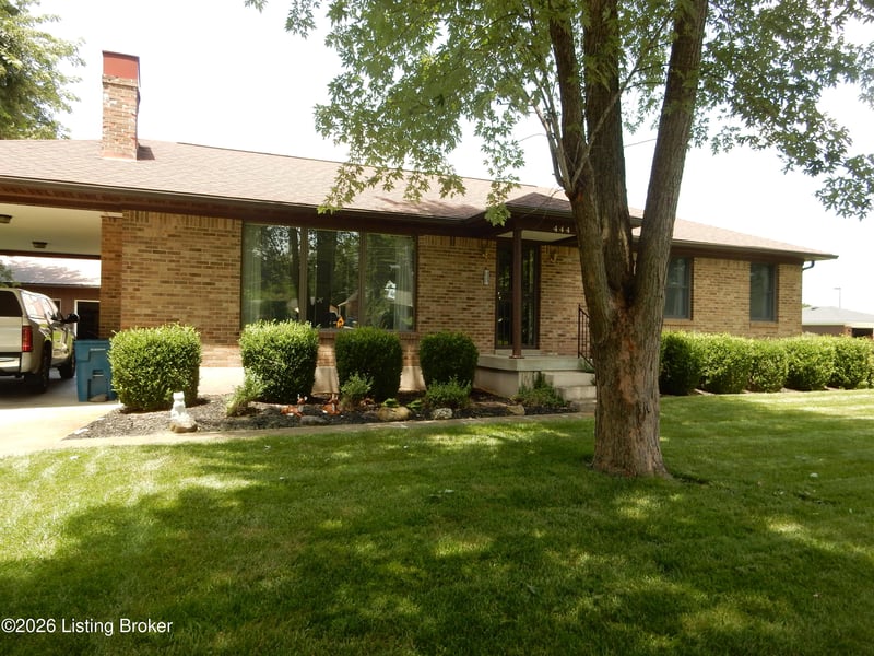 444 Cedar Grove Rd, Shepherdsville, KY 40165