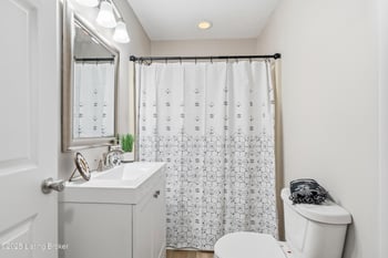 444 Hampton Rd, Brandenburg, KY 40108