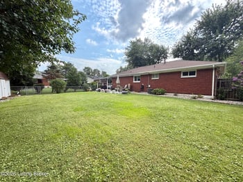4445 Esther Ave, Louisville, KY 40216