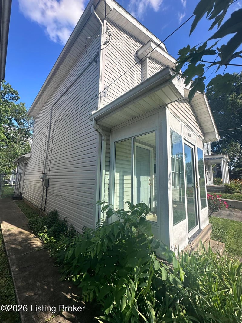 449 N 26th St, Louisville, KY 40212