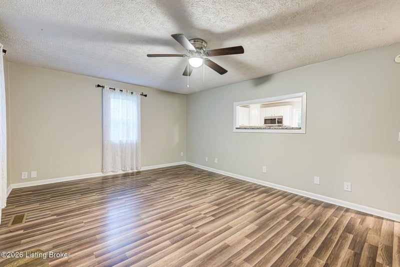 4492 Jackson Rd, Eminence, KY 40019
