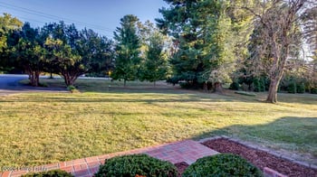 4497 Brownsboro Rd, Louisville, KY 40207