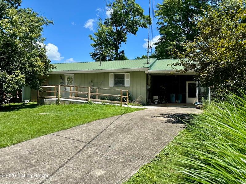 450 Springport Dr, Perry Park, KY 40363