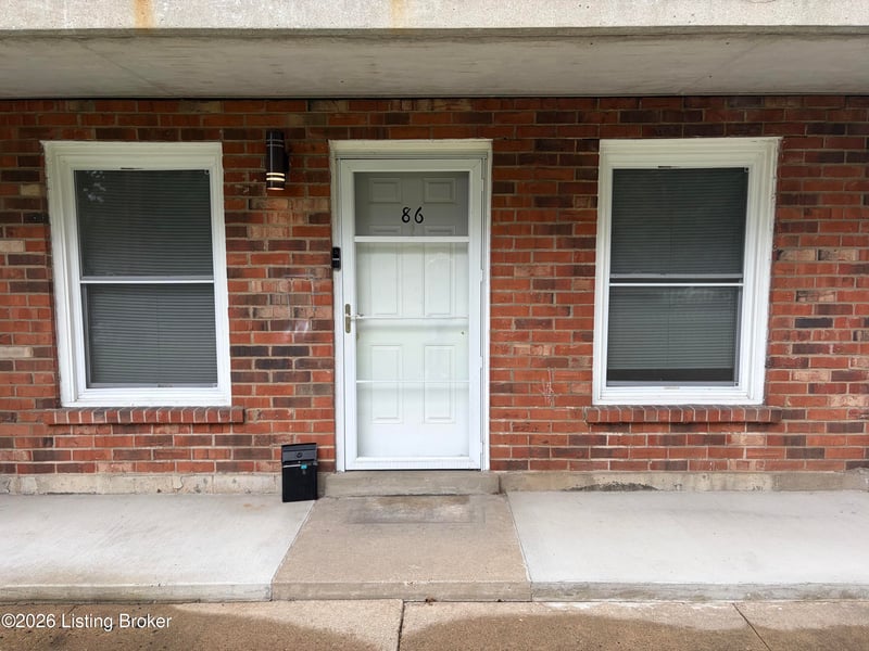 4501 S 6th St #APT 86, Louisville, KY 40214