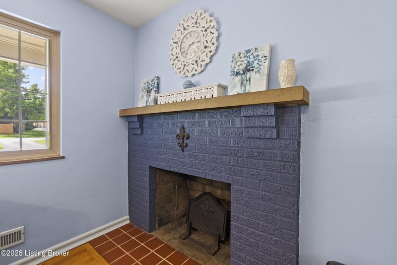 4501 Saint Rita Dr, Louisville, KY 40219