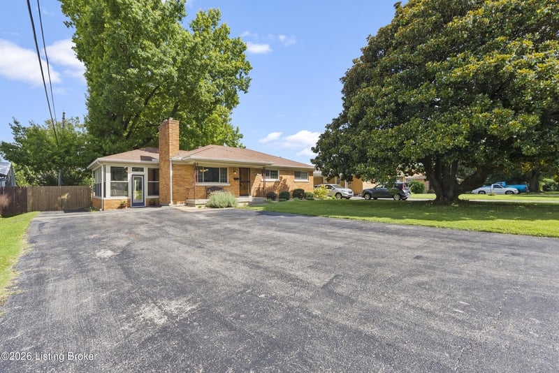 4501 Saint Rita Dr, Louisville, KY 40219