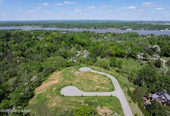 4502 Poplar Manor Rd, Louisville, KY 40207