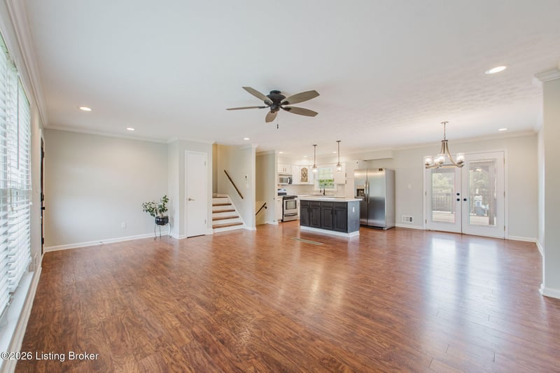 4504 Freda Way, Louisville, KY 40272