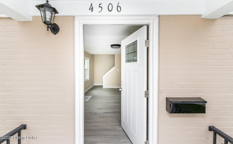 4506 Greenwood Ave, Louisville, KY 40211