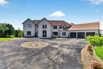 451 Todd Dr, Simpsonville, KY 40067