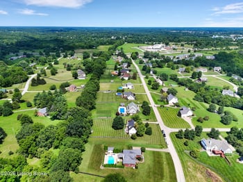 4512 Stone Ridge Rd, Crestwood, KY 40014