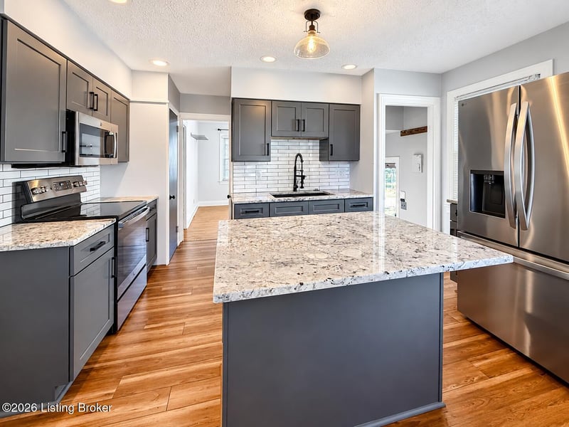 4514 S 1st St, Louisville, KY 40214