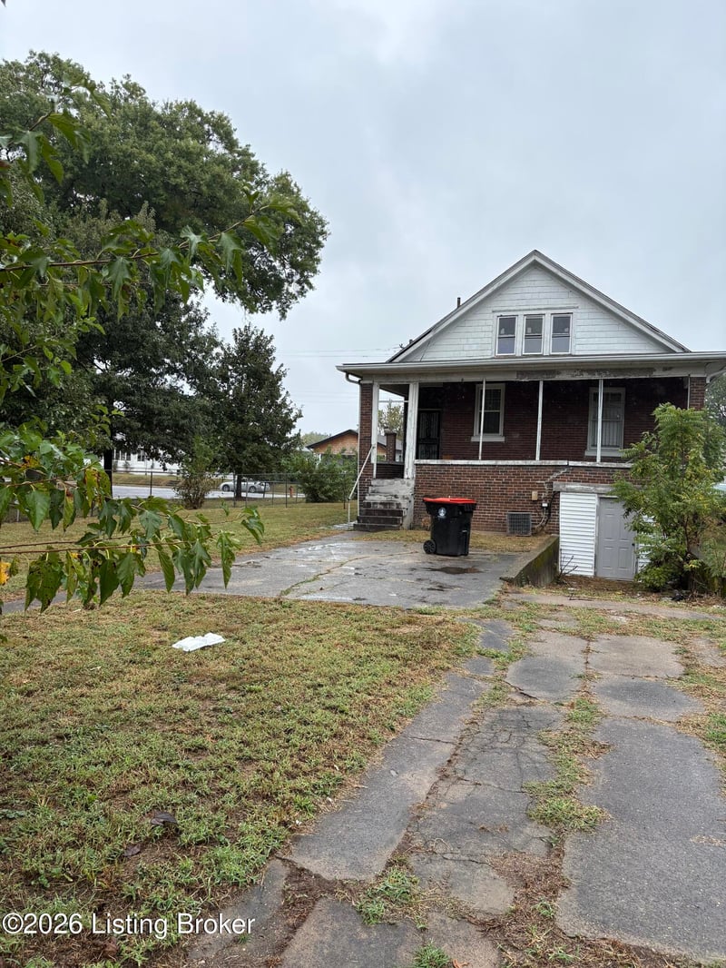 4518 W Market St, Louisville, KY 40212