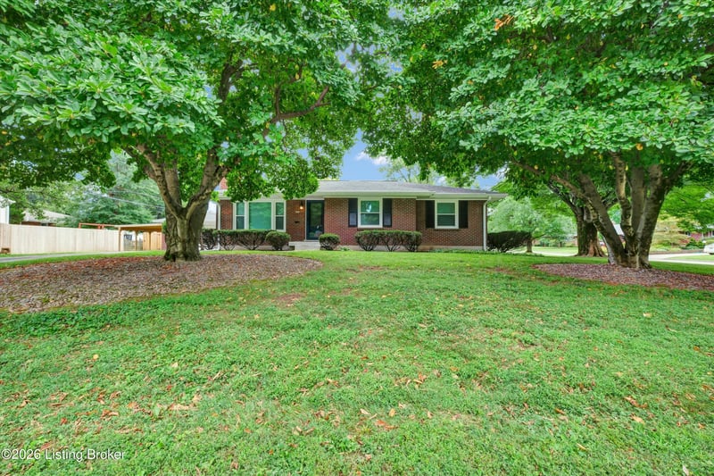 4521 Blenheim Rd, Louisville, KY 40207