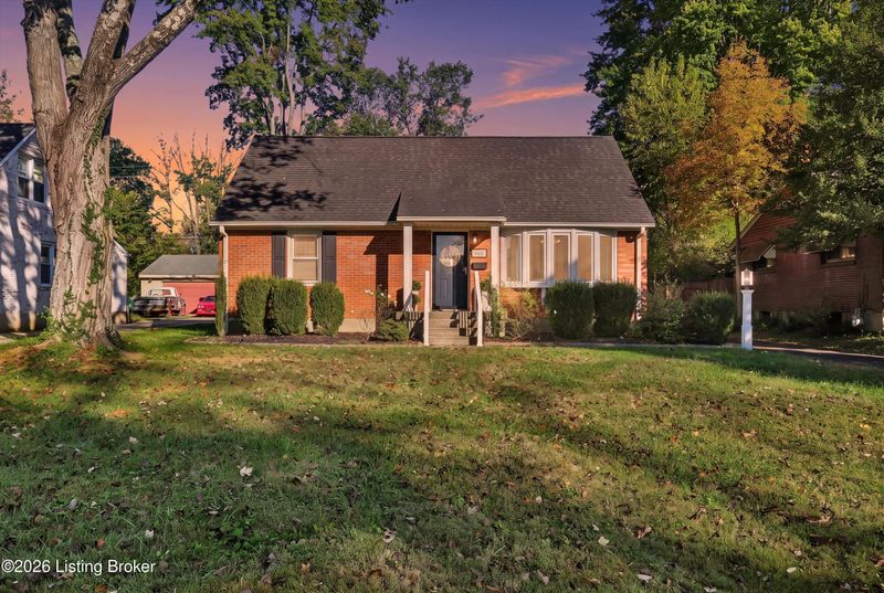 4521 Fox Run Rd, Louisville, KY 40207