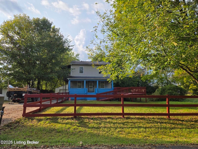 4534 Lake Dreamland Rd, Louisville, KY 40216