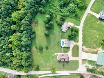 454 Cedar Creek Rd, Louisville, KY 40229