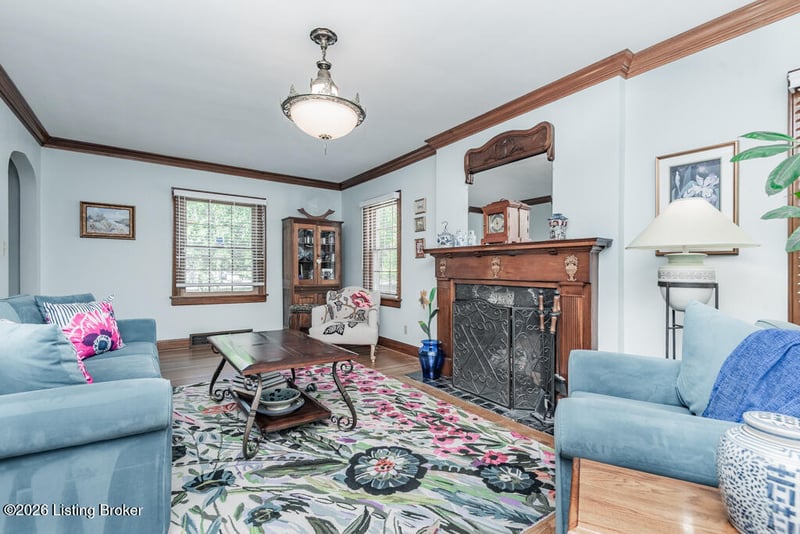 4549 Southern Pkwy, Louisville, KY 40214