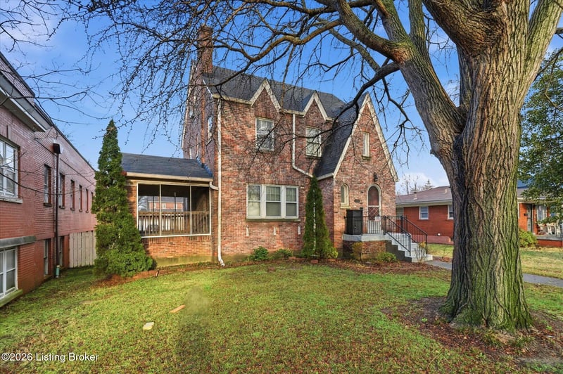 4564 S 3rd St, Louisville, KY 40214