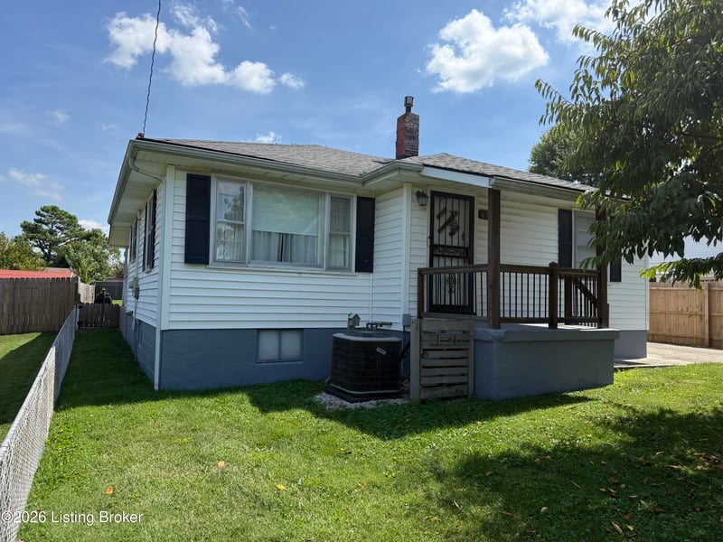 46 Lakeview Dr, Eminence, KY 40019