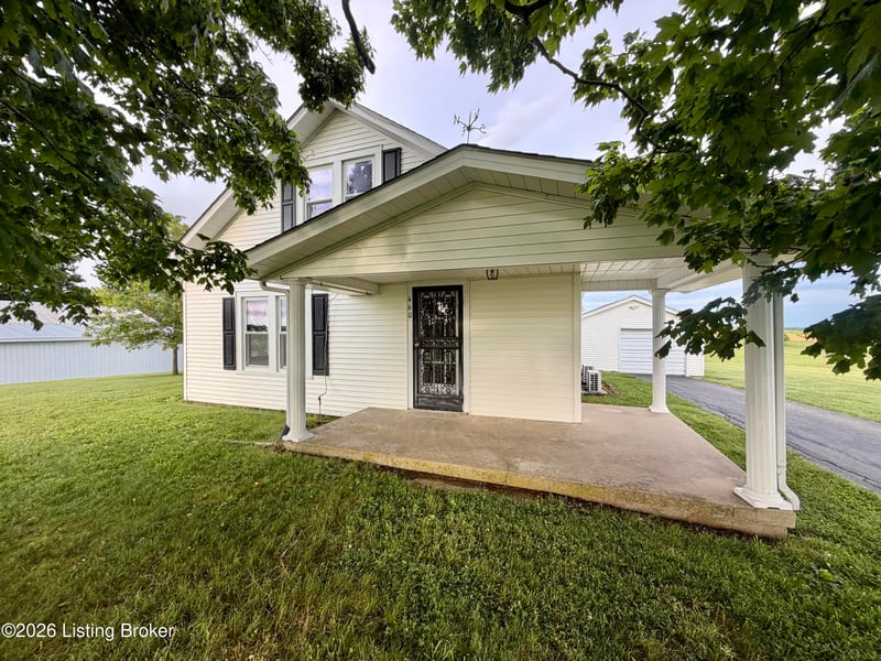 460 Lawrenceburg Loop, Bloomfield, KY 40008