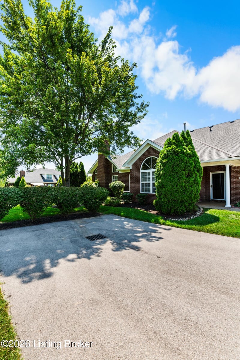 4603 Brownsboro Gardens Dr, Louisville, KY 40241