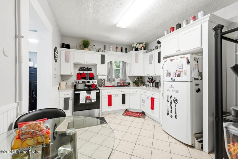4608 S 3rd St, Louisville, KY 40214
