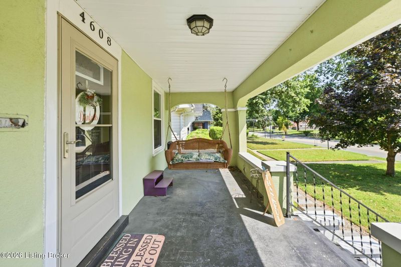 4608 S 3rd St, Louisville, KY 40214