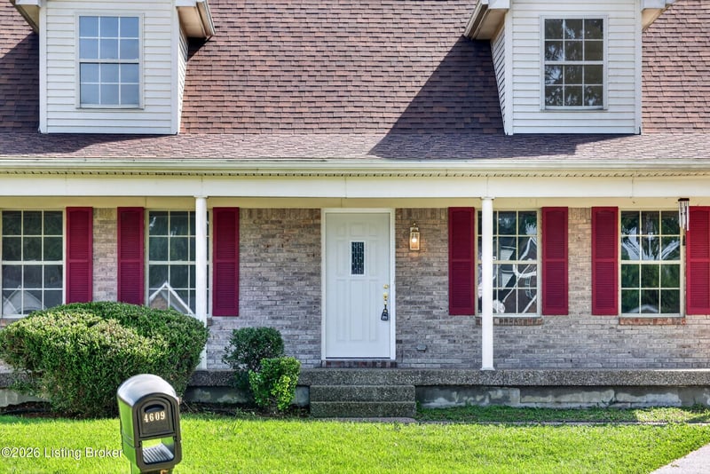 4609 Slate Run Ct, Louisville, KY 40229
