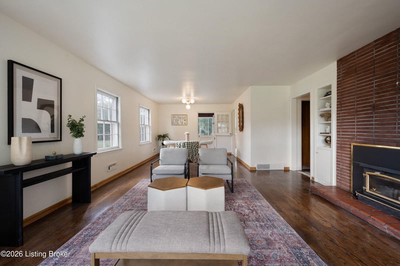 4609 Tween Rd, Louisville, KY 40207