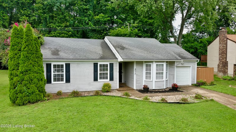 4617 Middleburg Ct, Louisville, KY 40241